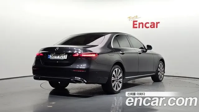 Mercedes-Benz E-Class E350 4MATIC, миниатюра 11