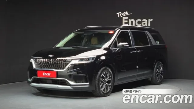 Kia Carnival дизель 9 мест Prestige