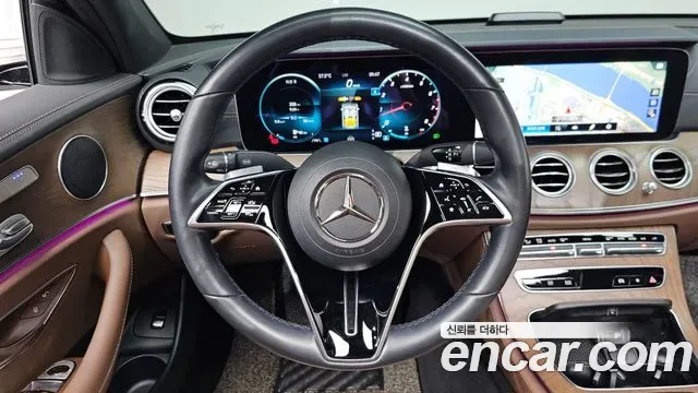 Mercedes-Benz E-Class E250, миниатюра 10