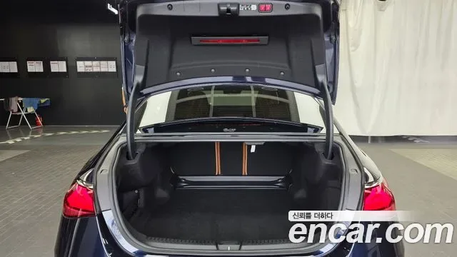 Mercedes-Benz E-Class E450 4MATIC, миниатюра 28