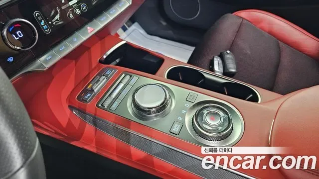 Genesis GV70 2.5T бензин AWD ( ), миниатюра 24