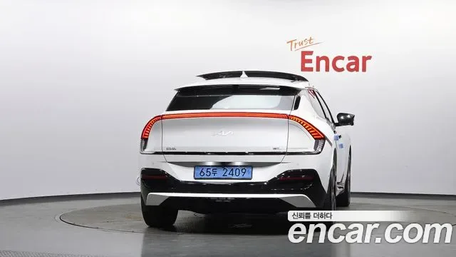Kia EV6 4WD GT Line, миниатюра 10