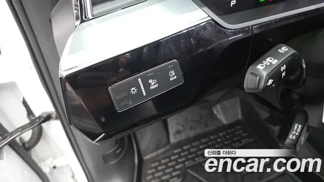 Audi e-, миниатюра 16