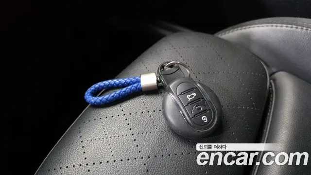 MINI Cooper SE III, миниатюра 11