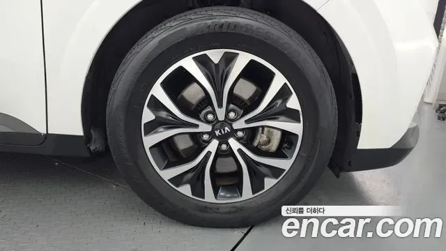 Kia Carnival дизель 9 мест Prestige, миниатюра 23