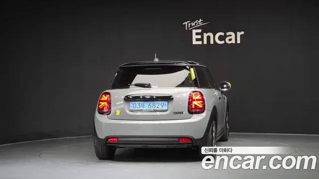 MINI Cooper SE III, миниатюра 9