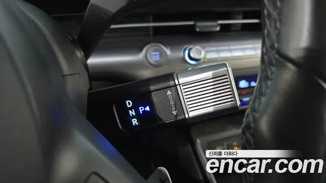 Hyundai Kona бензин 1.6 Turbo 2WD Premium, миниатюра 2