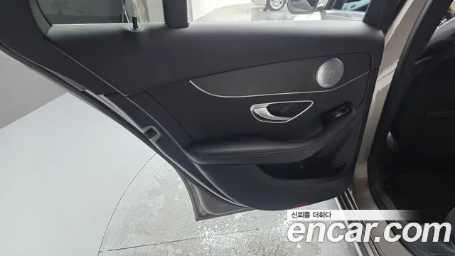 Mercedes-Benz C-Class C200, миниатюра 19