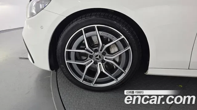Mercedes-Benz E-Class E220d 4MATIC AMG Line, миниатюра 20