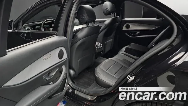 Mercedes-Benz E-Class E250, миниатюра 27