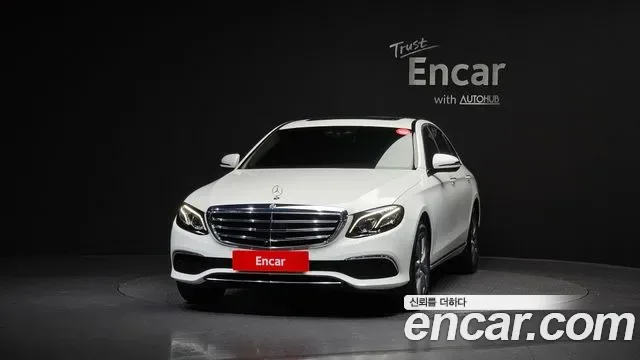 Mercedes-Benz E-Class E300 4MATIC, миниатюра 8