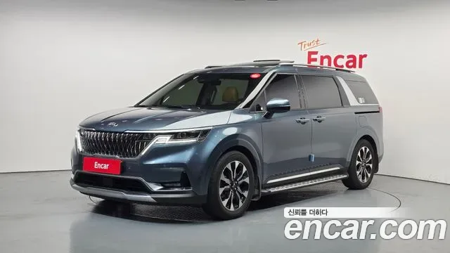 Kia Carnival дизель 9 мест Signature