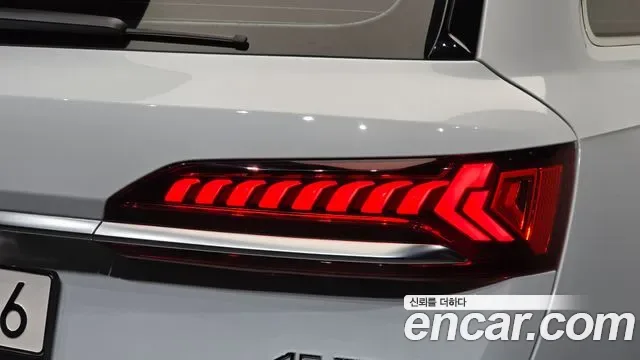 Audi Q7 45 TDI Premium, миниатюра 11