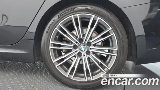 BMW 3 (G20) 320i M