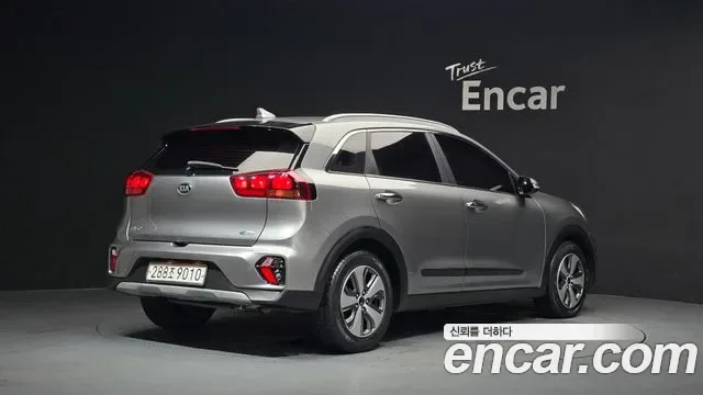Kia Niro 1.6 HEV, миниатюра 18