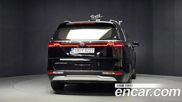 Kia Carnival бензин 9 мест, миниатюра 11