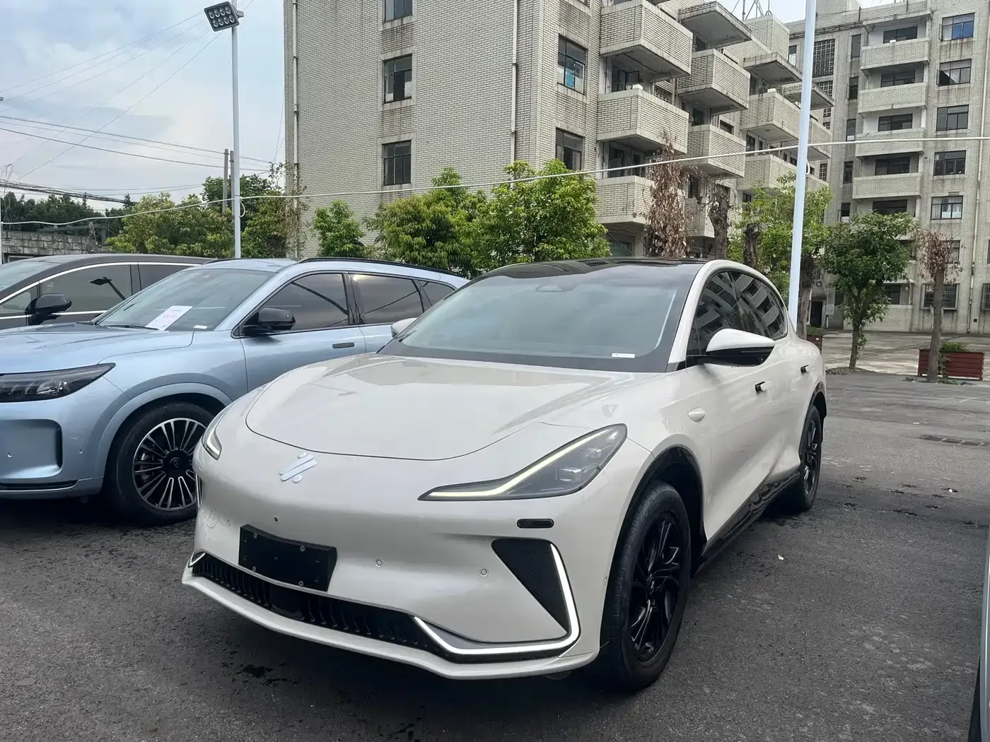 IM Motors IM LS7