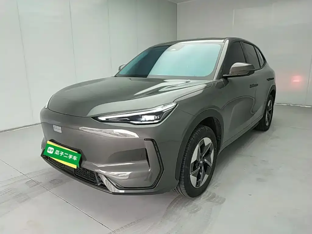 Geely Galaxy E5