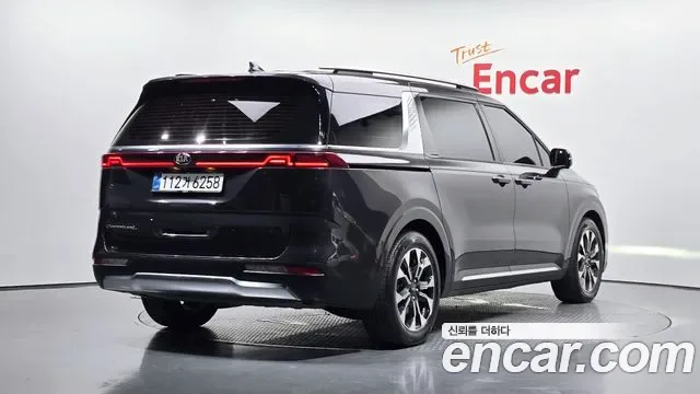 Kia Carnival дизель 9 мест, миниатюра 3
