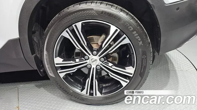 Volvo XC40 T4, миниатюра 21