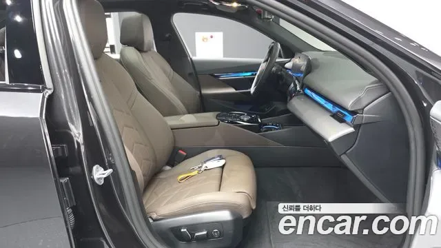 BMW 5 (G60) 520i M, миниатюра 9