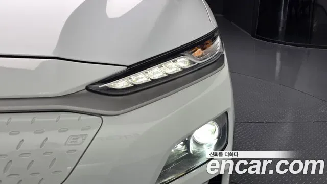 Hyundai Kona Premium, миниатюра 2