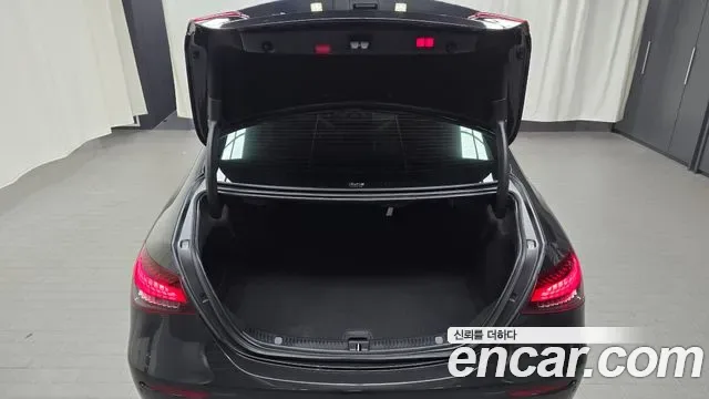 Mercedes-Benz E-Class E350 4MATIC AMG Line, миниатюра 18