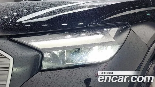 Audi Q4, миниатюра 8