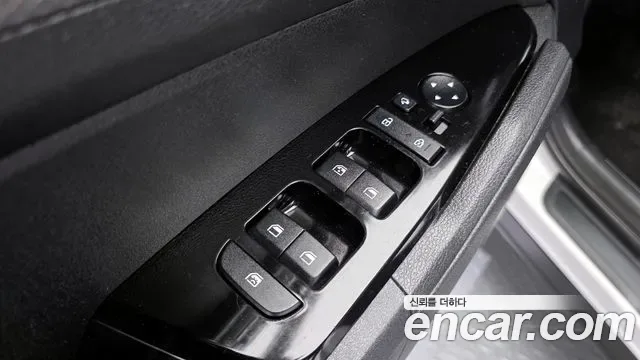 Kia Sportage дизель 2.0 2WD Prestige, миниатюра 5
