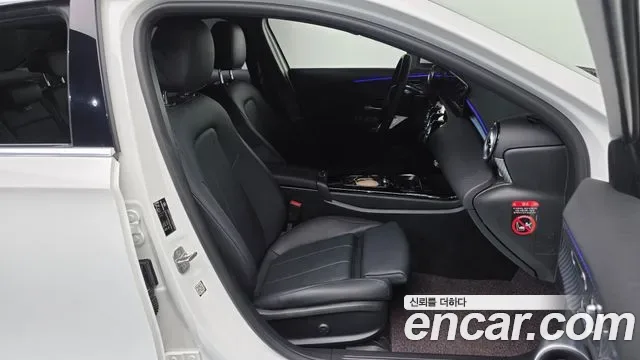 Mercedes-Benz A-Class A220, миниатюра 21
