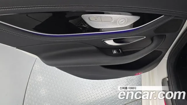 Mercedes-Benz AMG GT 4 43 4MATIC+, миниатюра 3