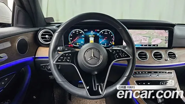 Mercedes-Benz E-Class E250, миниатюра 3