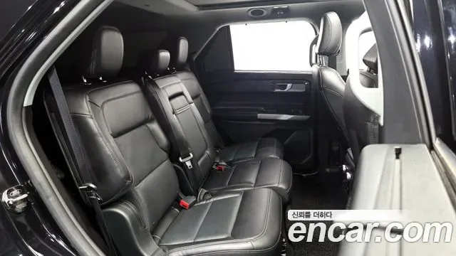 Ford Explorer 3.0 PHEV, миниатюра 7