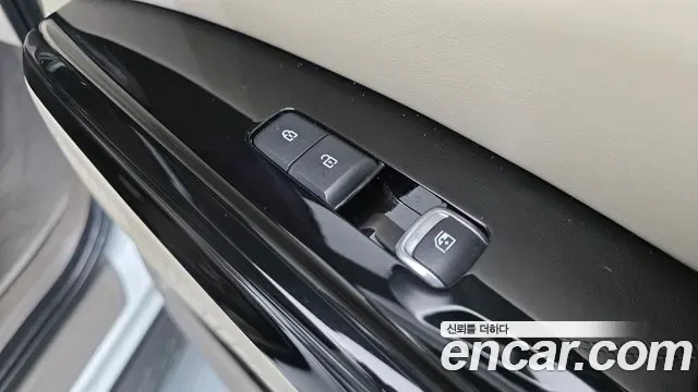 Kia Carnival дизель 9 мест Signature, миниатюра 2