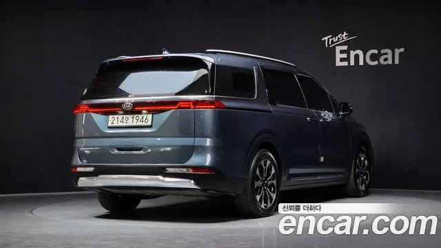 Kia Carnival дизель 9 мест, миниатюра 4