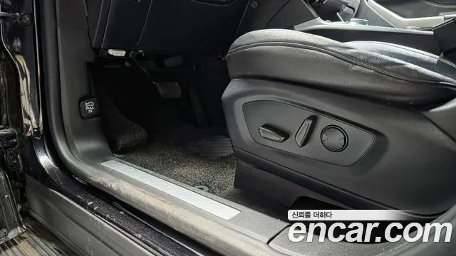 Ford Explorer 3.0 PHEV, миниатюра 23