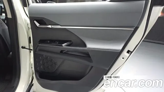 KGM EV (O100) MX AWD, миниатюра 9