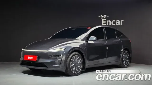 Tesla Y L AWD