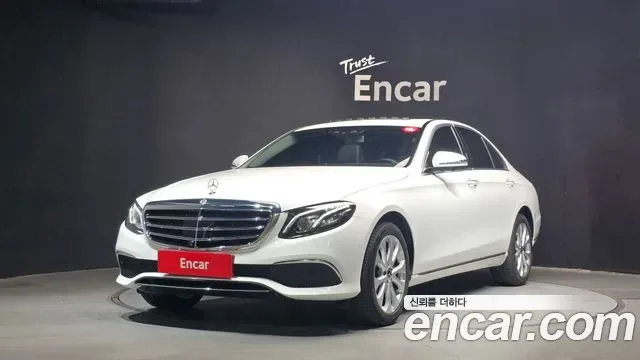 Mercedes-Benz E-Class E300 4MATIC