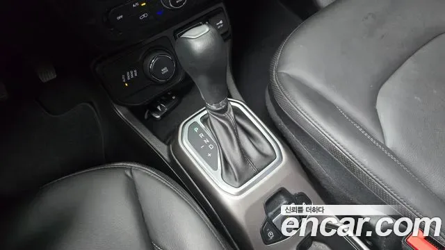 Jeep Renegade 1.3 AWD, миниатюра 5
