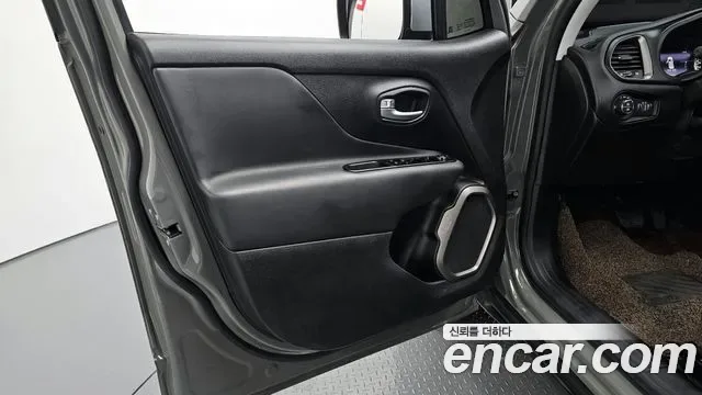 Jeep Renegade, миниатюра 29