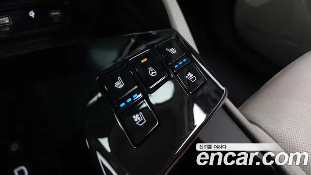 Kia Sportage Signature Gravity 4WD, миниатюра 3