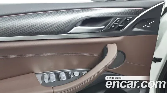 BMW X4 xDrive20i M, миниатюра 3