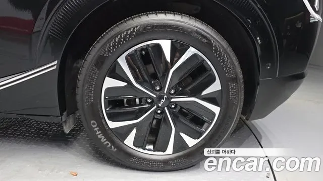 Kia EV6, миниатюра 8
