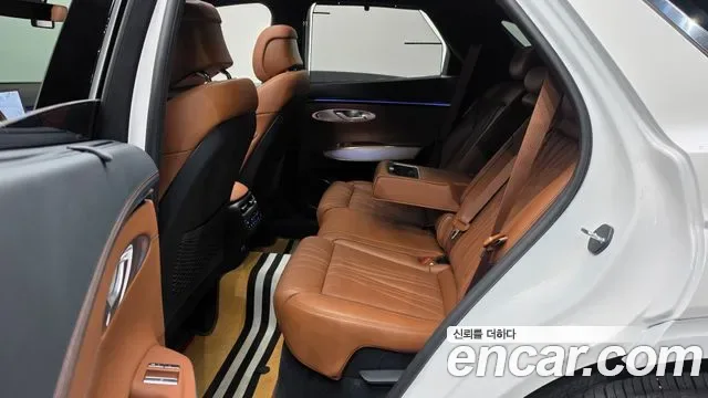 Genesis GV70 2.5T бензин AWD ( ), миниатюра 13