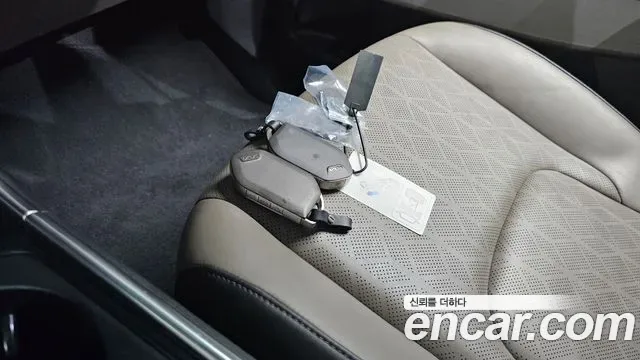 Kia Carnival HEV 9 мест, миниатюра 17