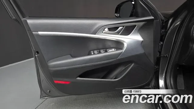 Genesis G70 бензин 2.0T 2WD ( ), миниатюра 12