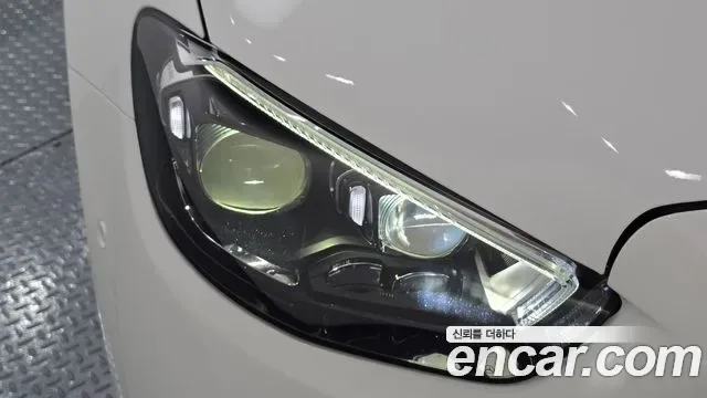 Mercedes-Benz E-Class E450 4MATIC, миниатюра 18