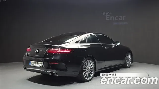 Mercedes-Benz E-Class E450 4MATIC, миниатюра 3