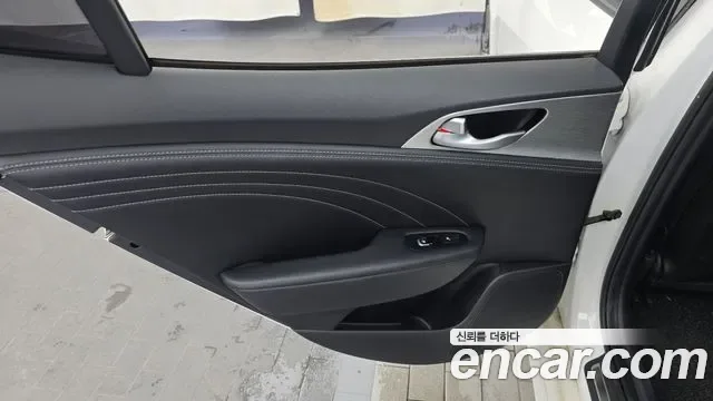 Kia Stinger, миниатюра 8